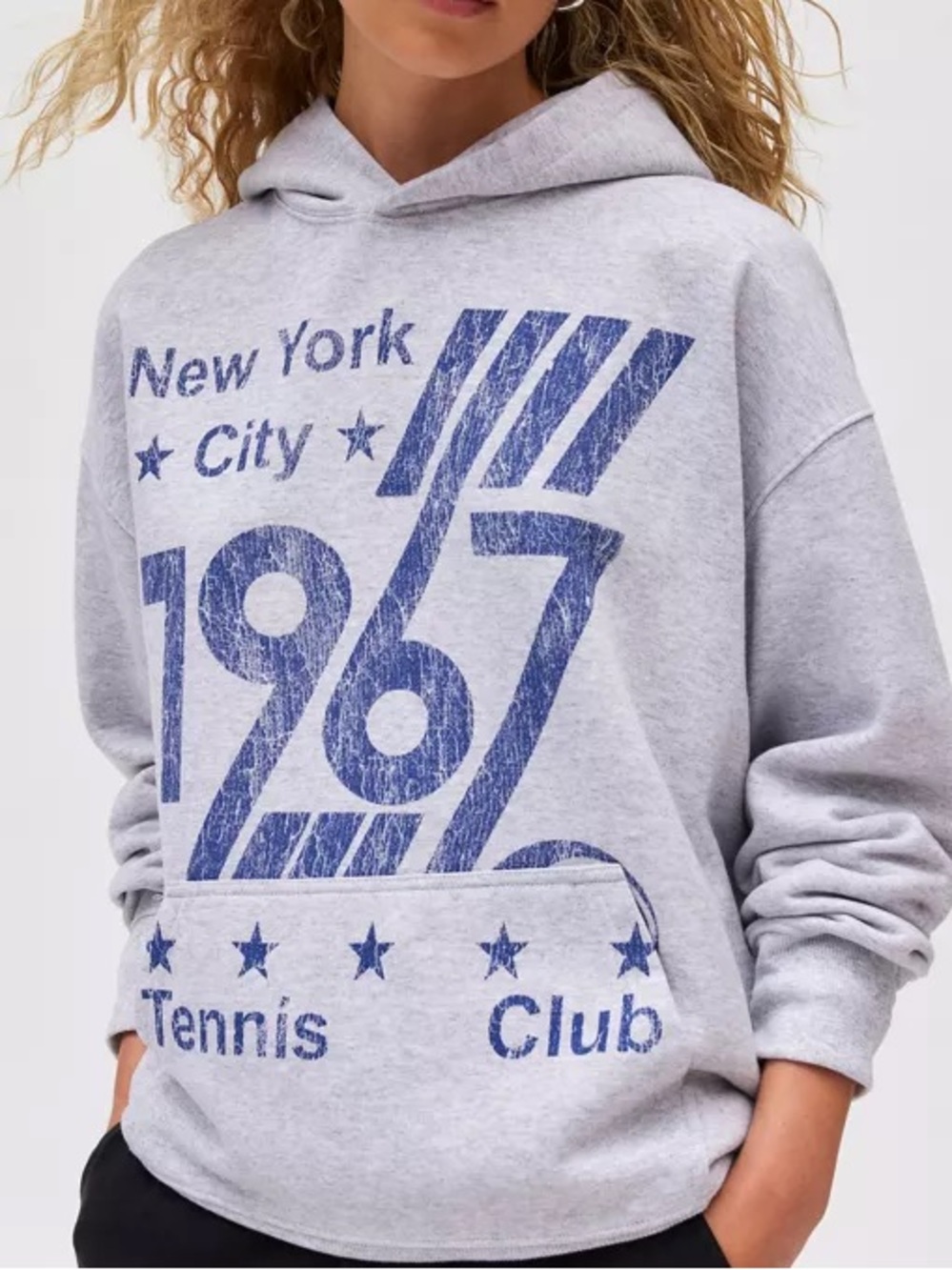 urban outfitters grey 1967 tennis club graphic hoodie - size large